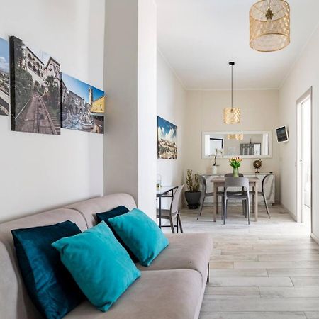 Snt Apartment - City Center Бергамо Экстерьер фото