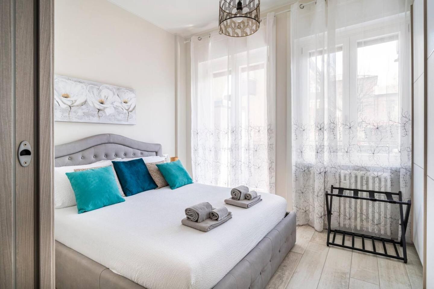 Snt Apartment - City Center Бергамо Экстерьер фото