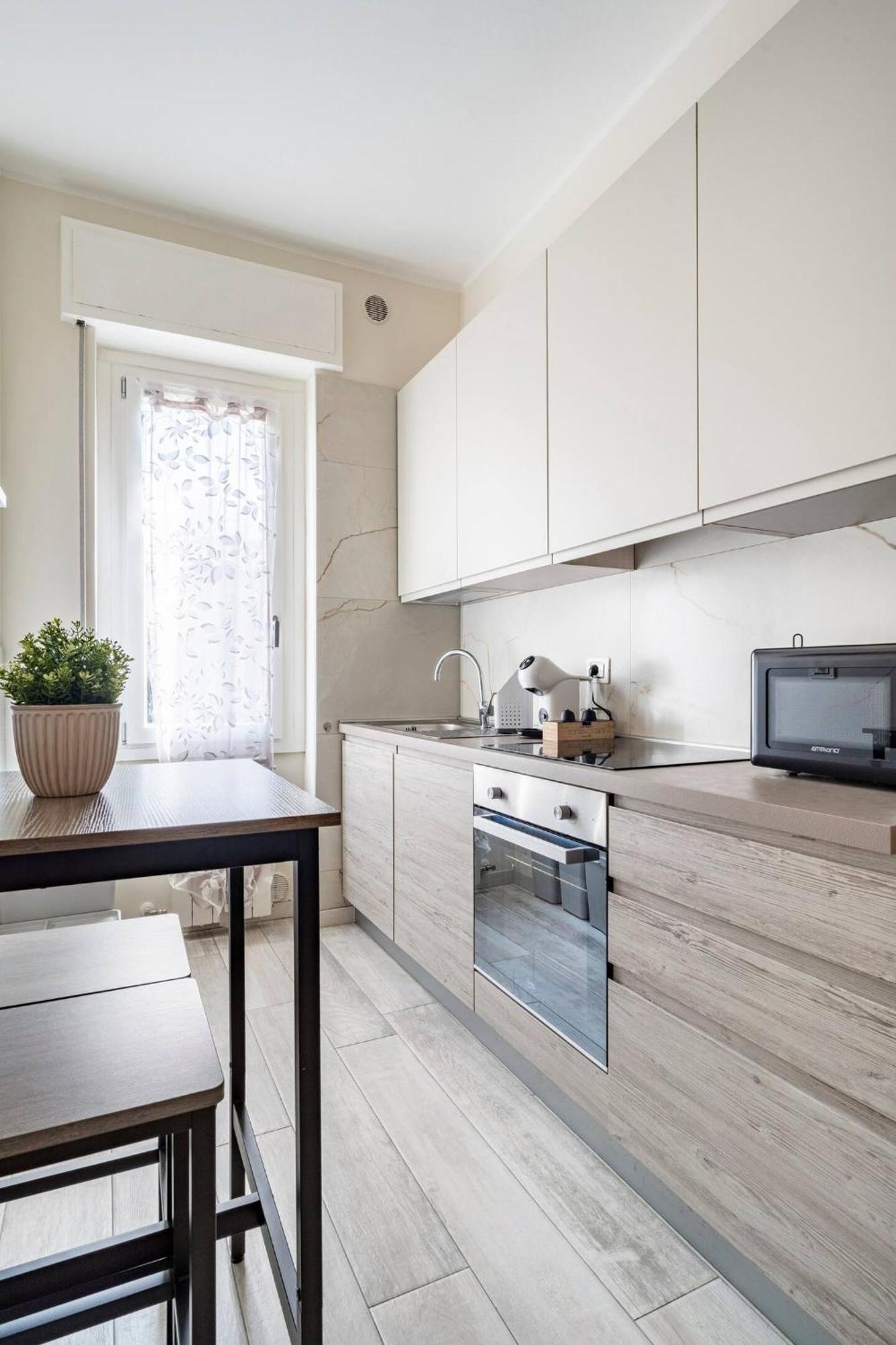 Snt Apartment - City Center Бергамо Экстерьер фото